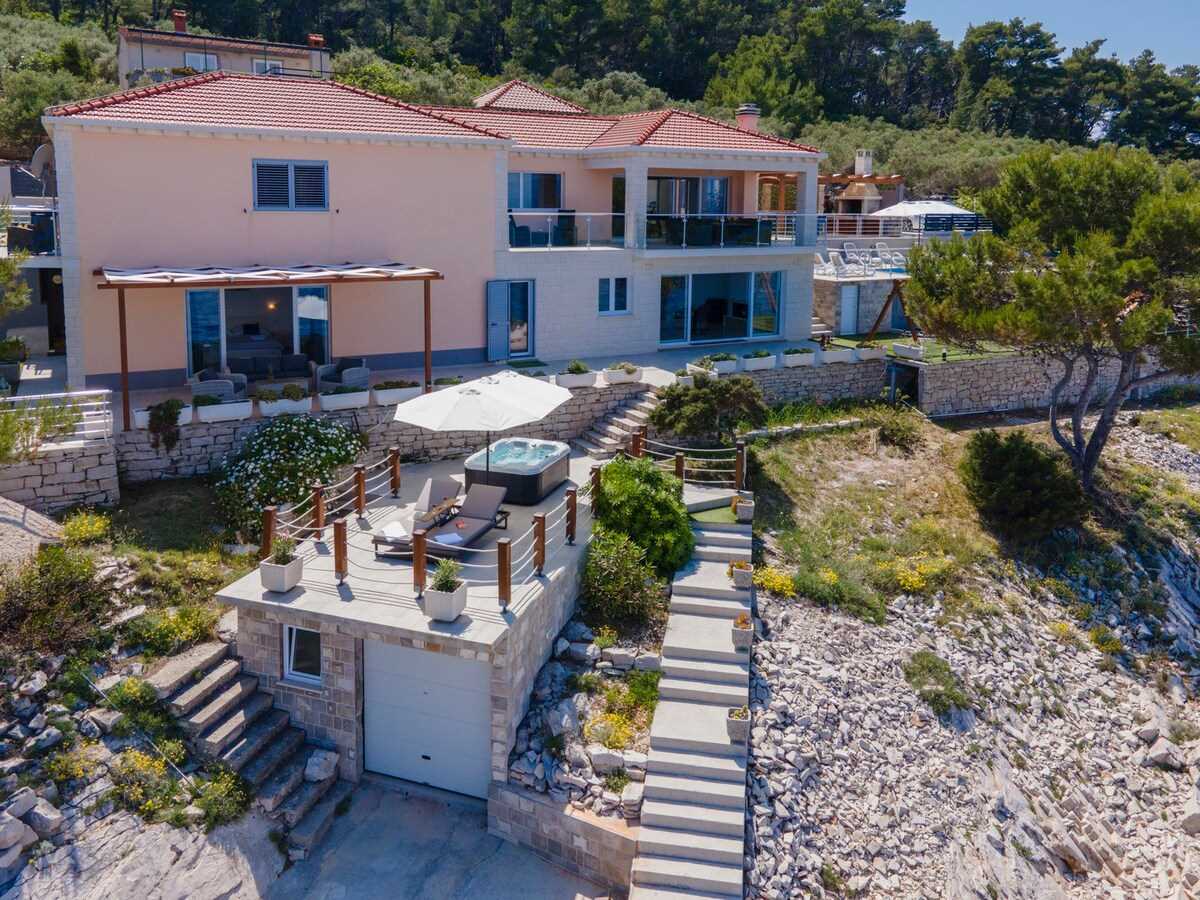 Villa Grski Rat | Adriatic Luxury Villas