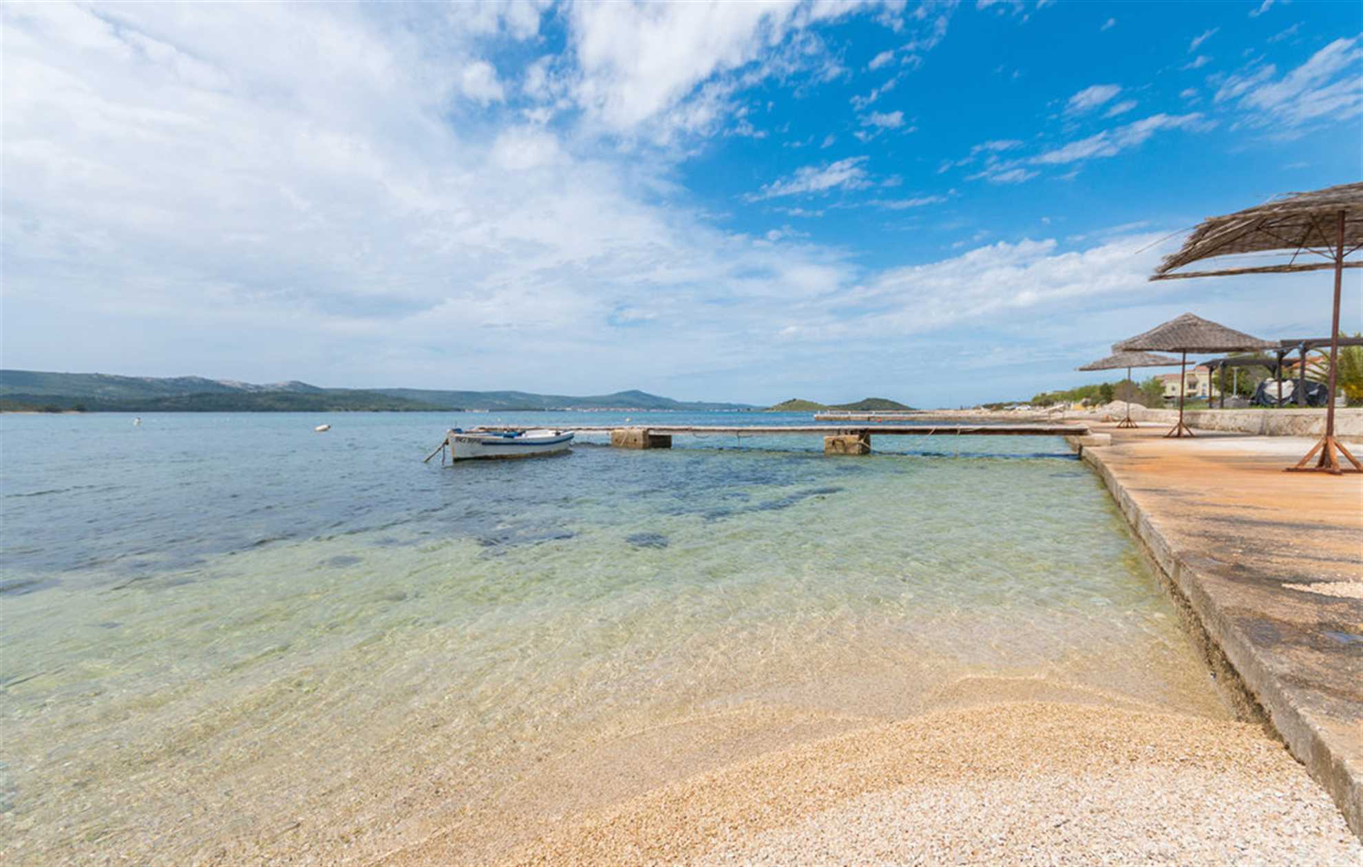 Charming apartment Sun 4 only 20 meters from the beach