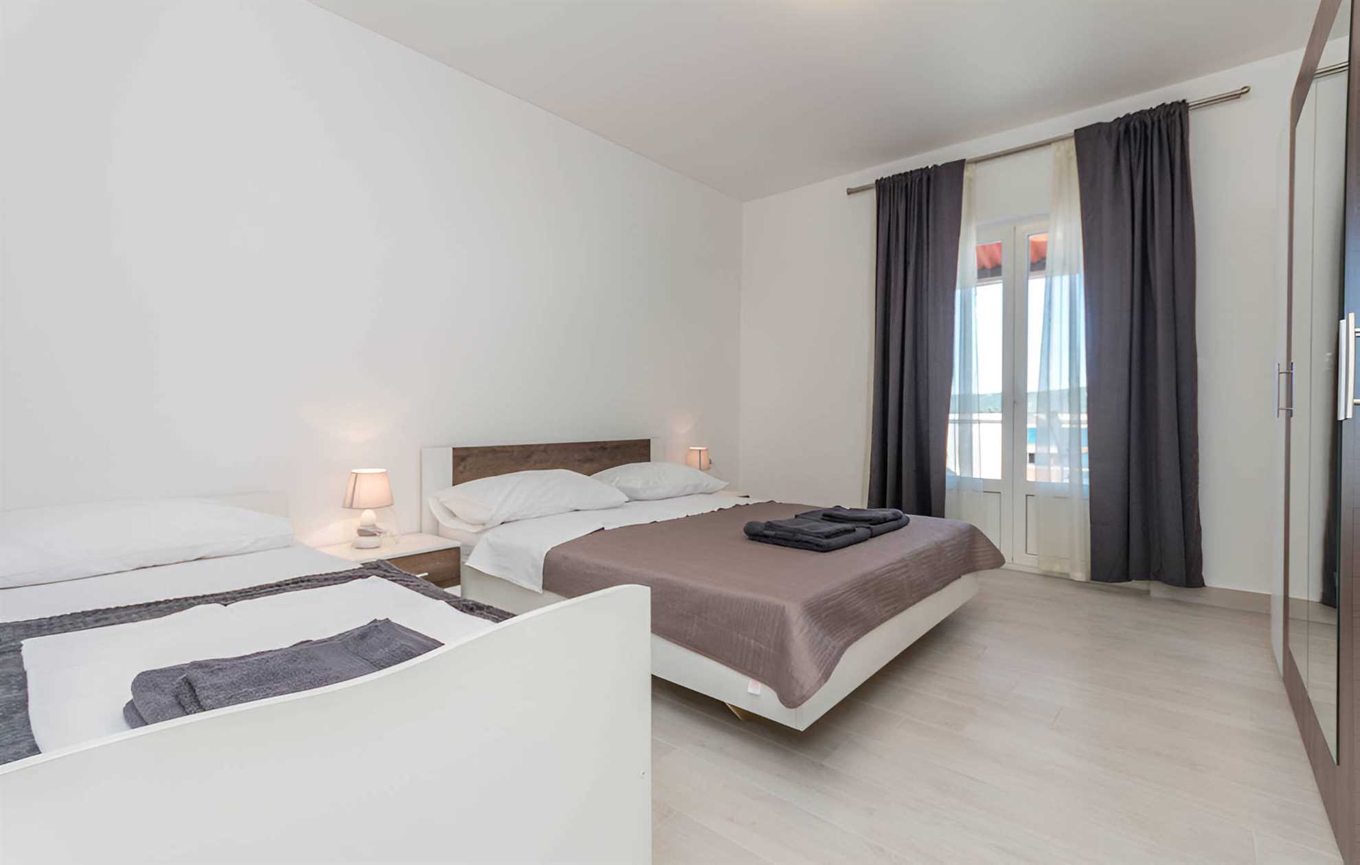 Apartment Sunset 1 only 20 meters from the beach