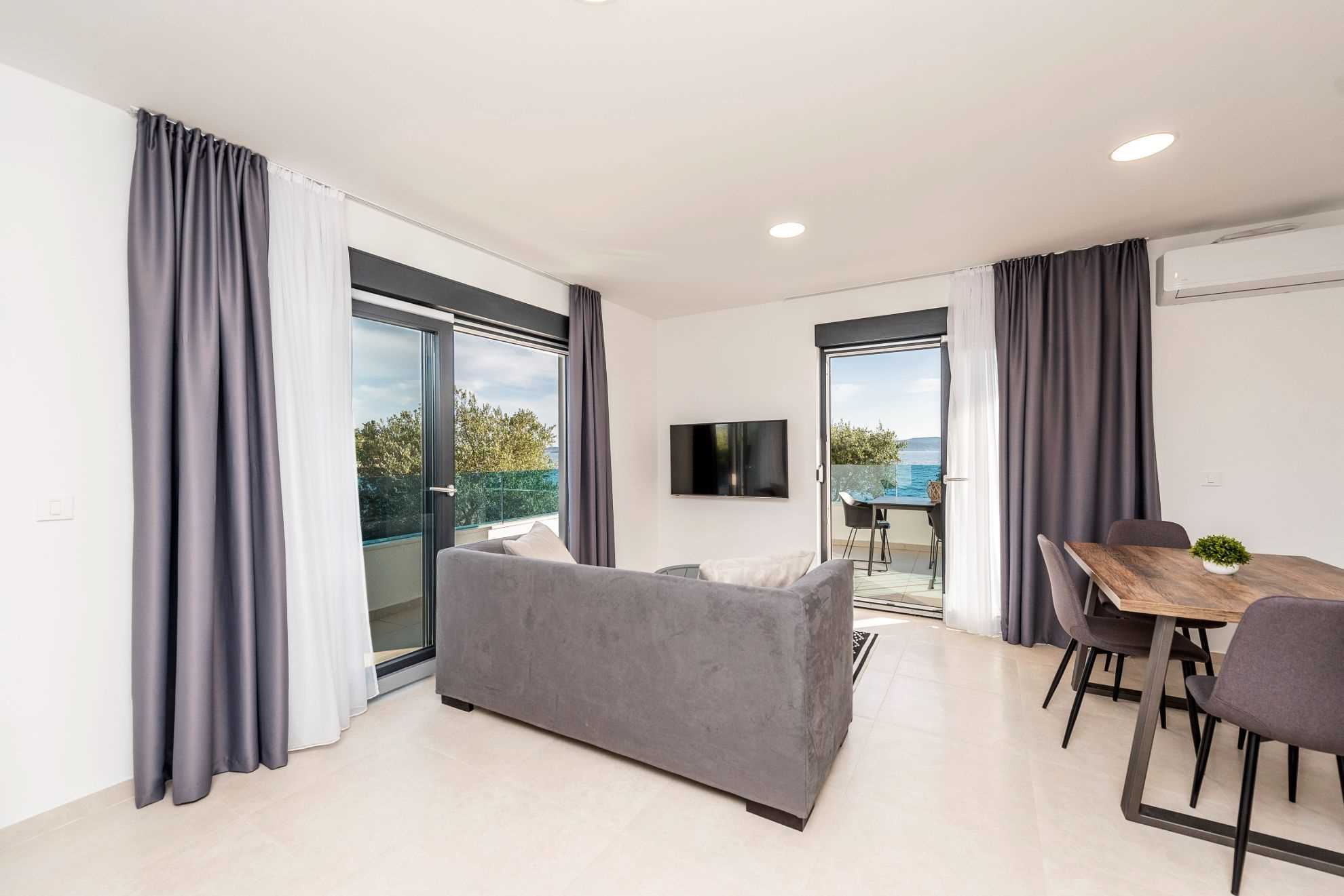 Villa Fresca (F1) Luxury Apartment 2+1 guests
