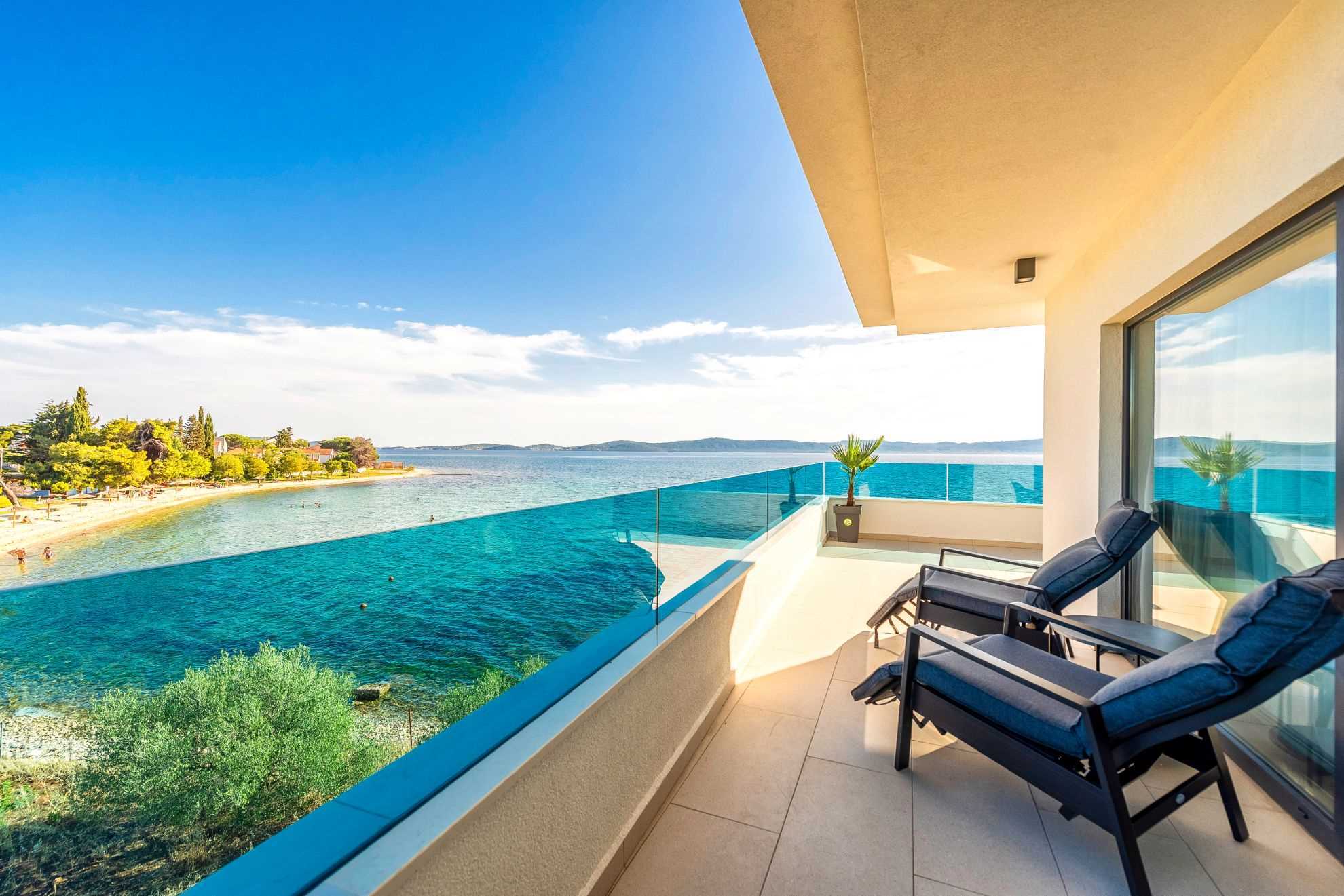 Beachfront Villa Fresca (F4) Penthouse 6+1 guests