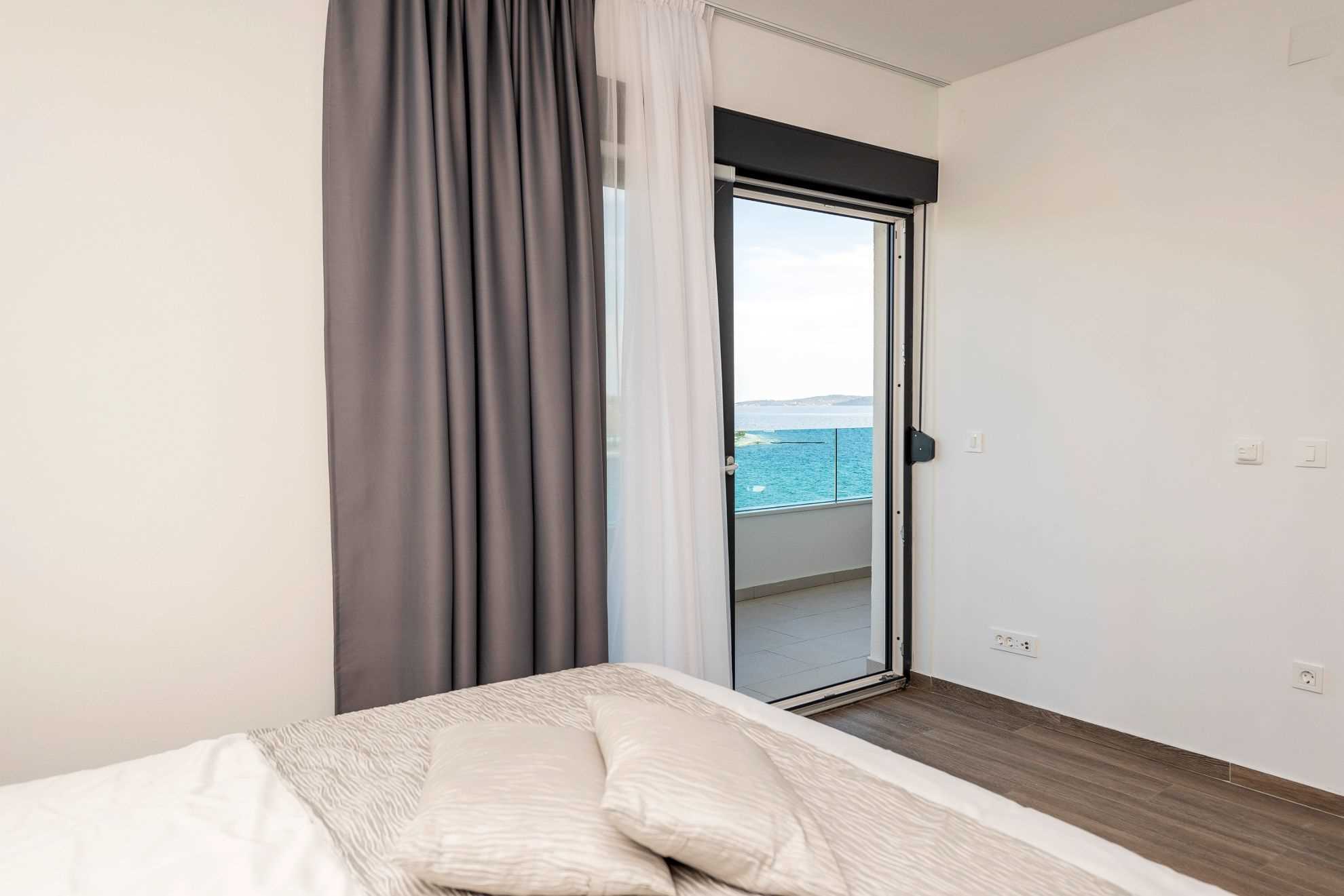 Beachfront Villa Fresca (F4) Penthouse 6+1 guests