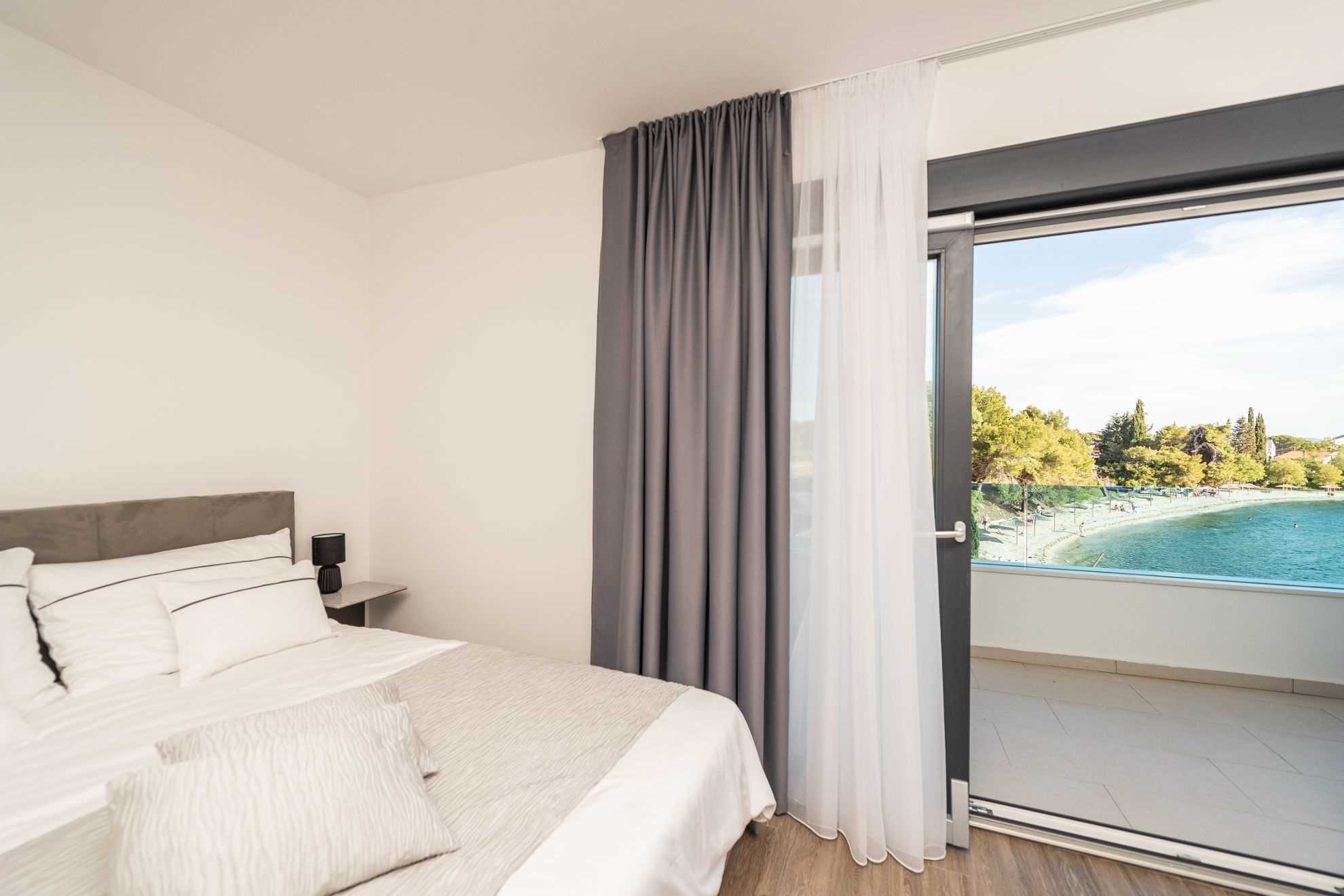Beachfront Villa Fresca (F4) Penthouse 6+1 guests