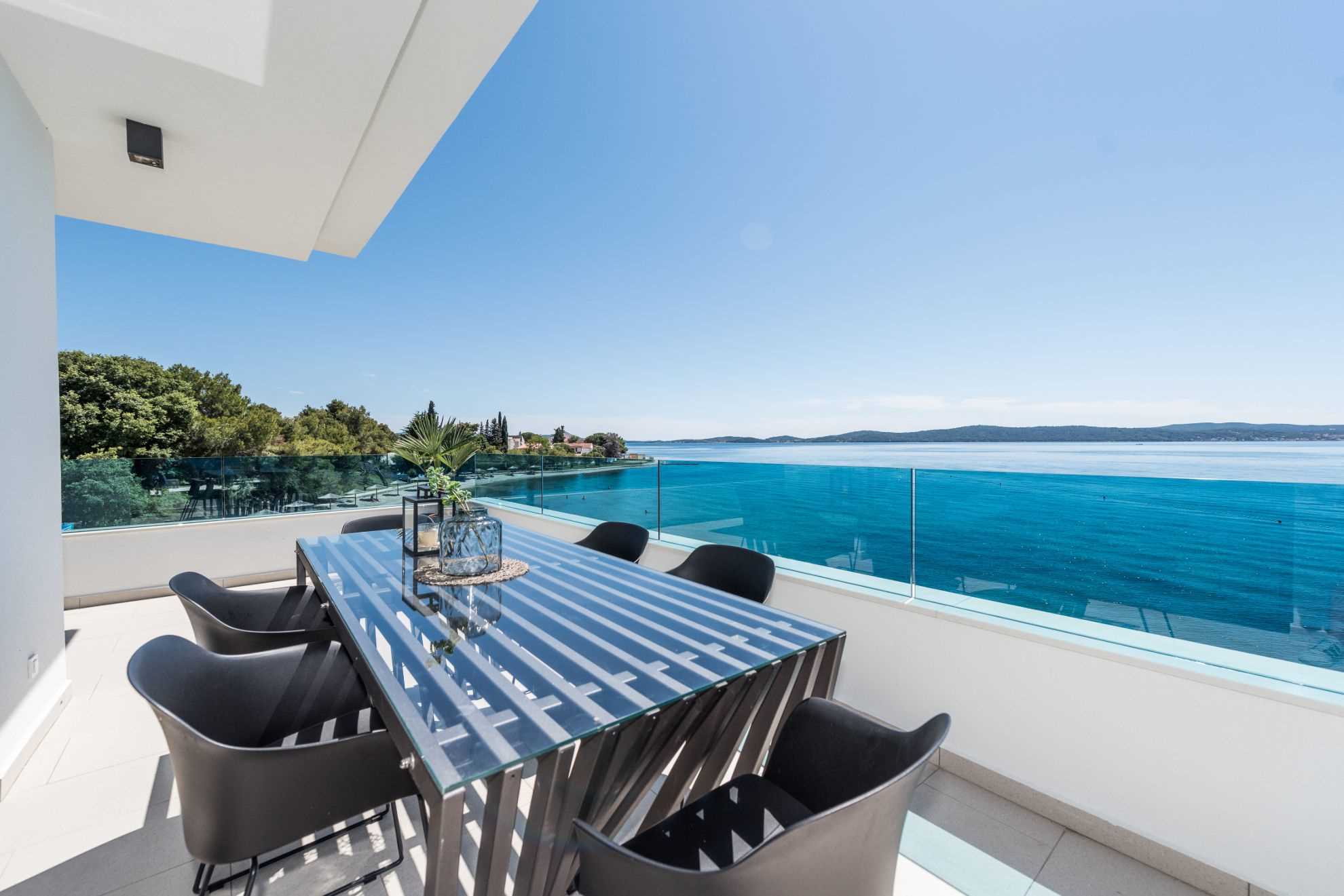 Beachfront Villa Fresca (F4) Penthouse 6+1 guests
