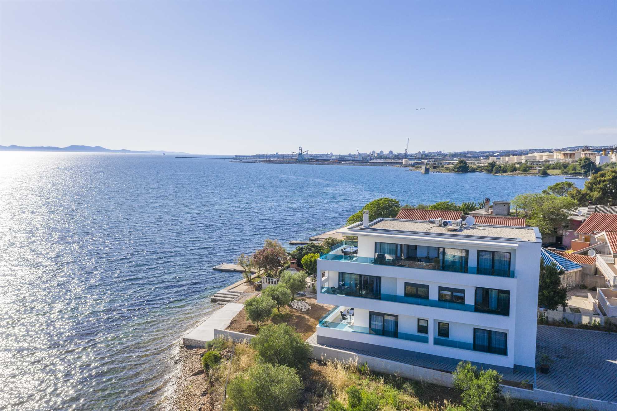 Beachfront Villa Fresca (F4) Penthouse 6+1 guests
