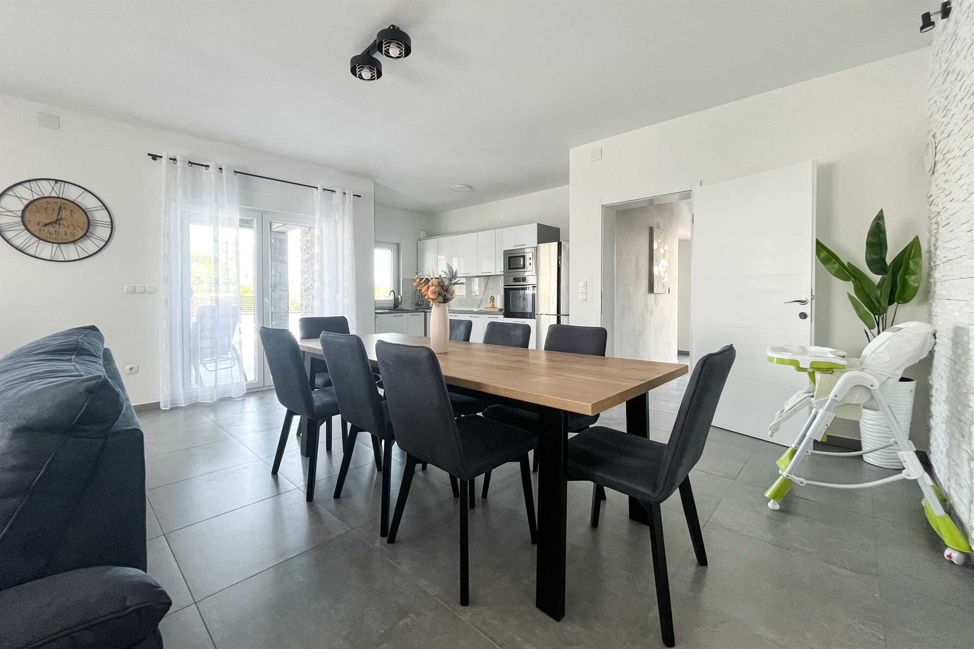 Villa Freya with heated swimming pool, Murvica