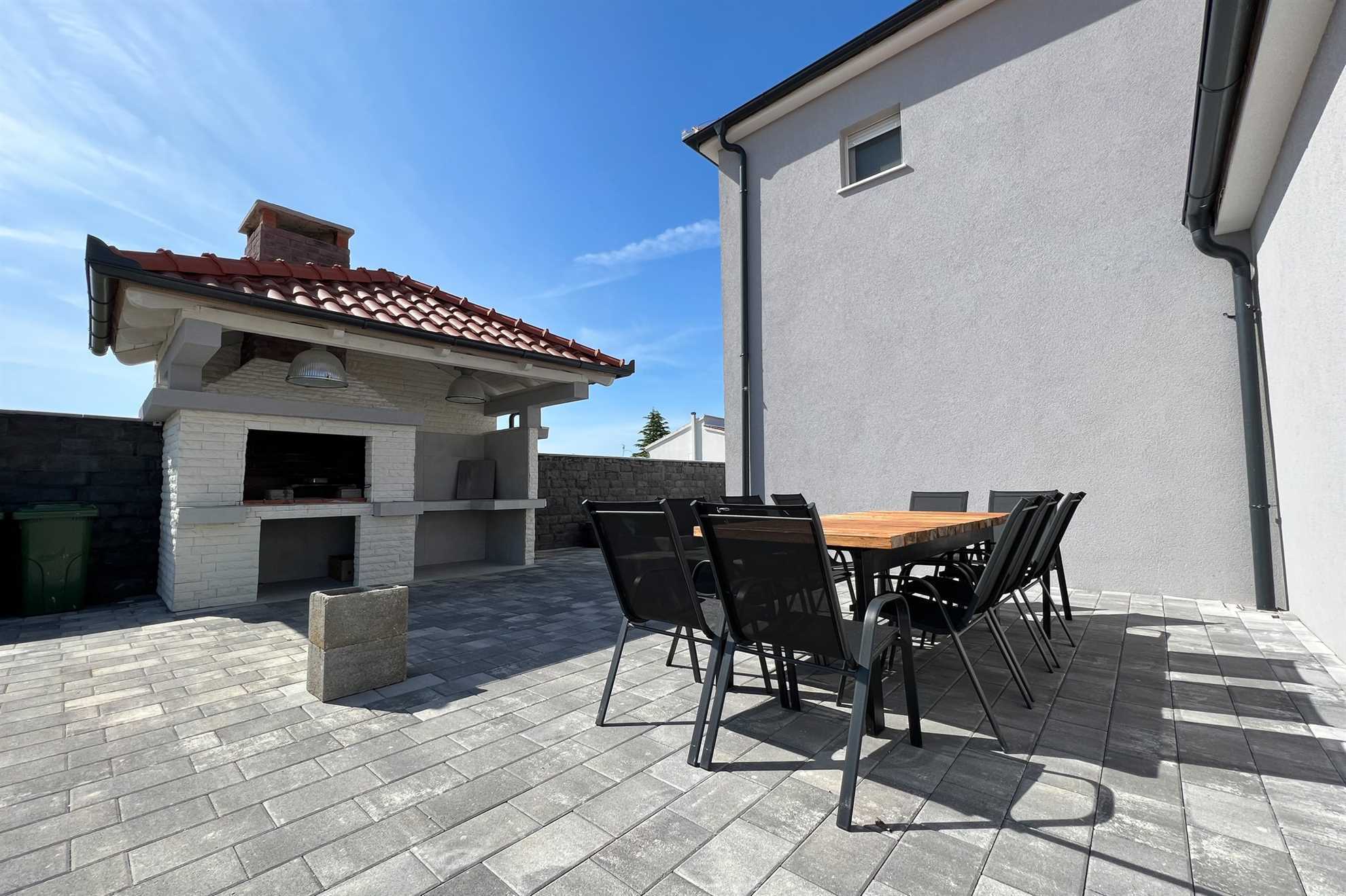 Villa Freya with heated swimming pool, Murvica