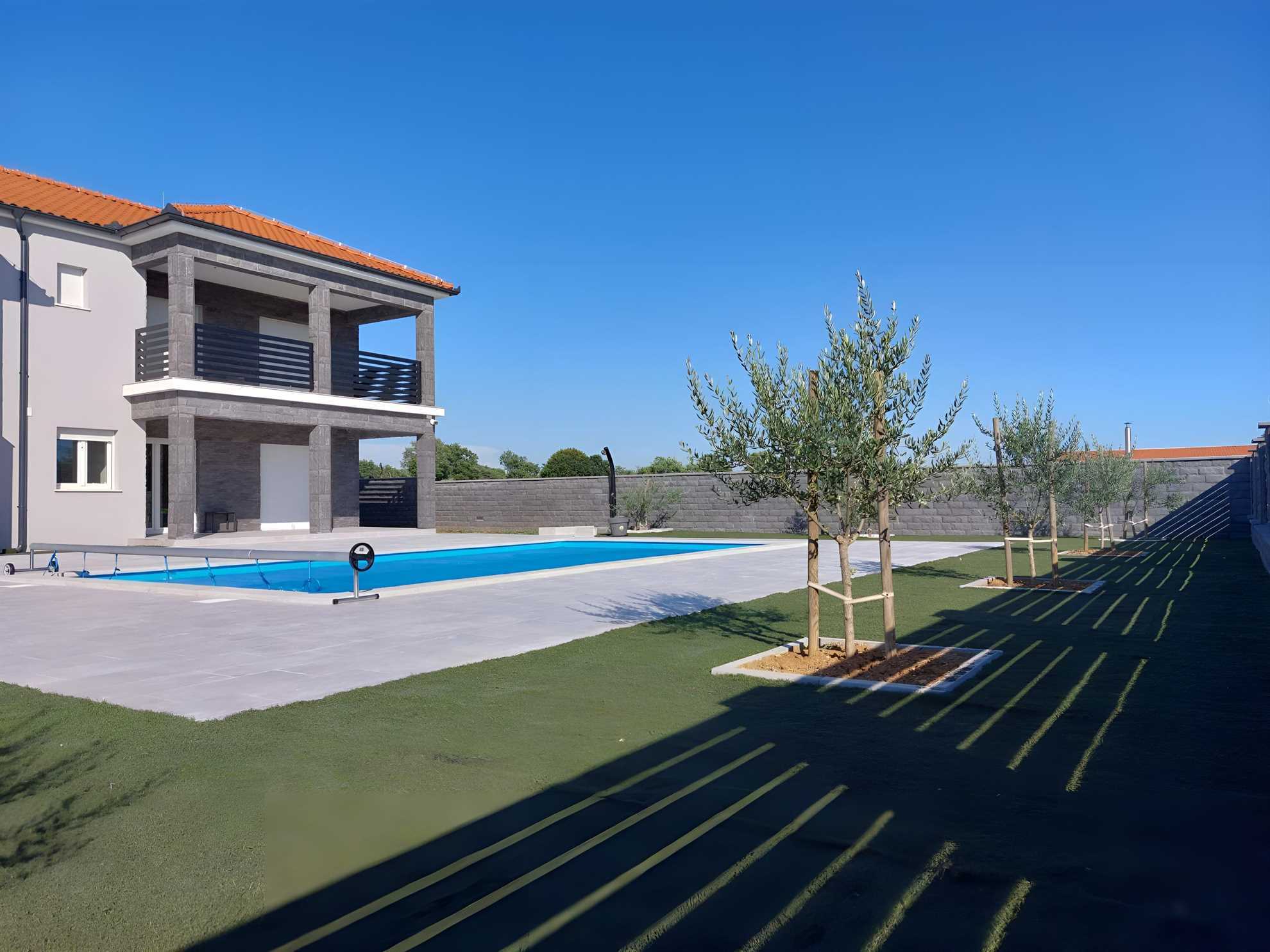 Villa Freya with heated swimming pool, Murvica