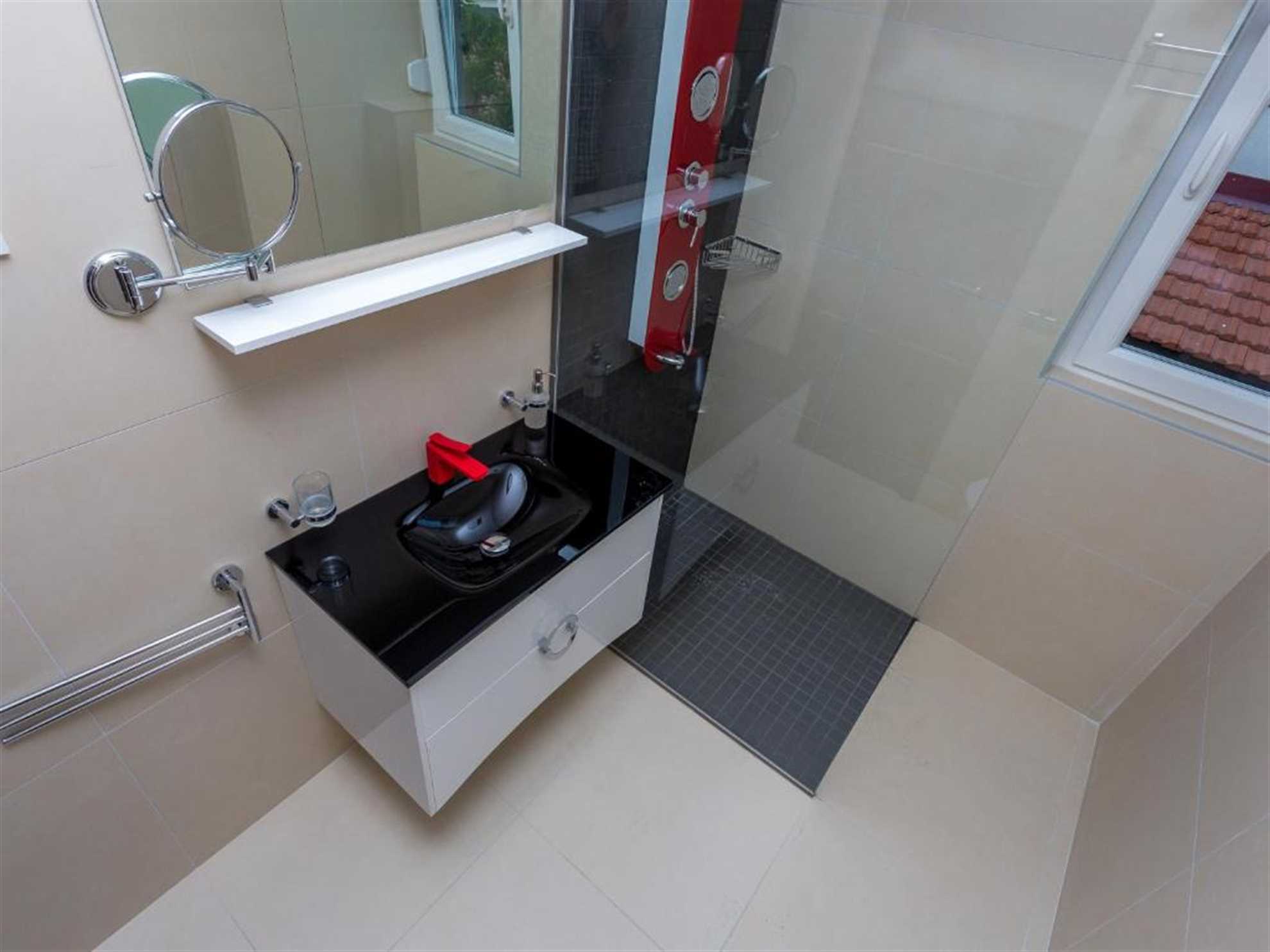 One Bedroom Apartment for 4