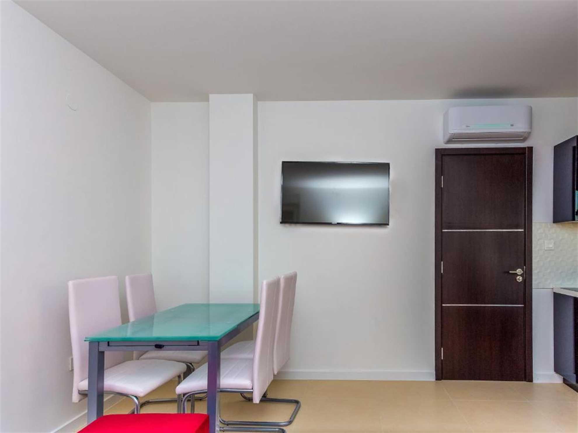 One Bedroom Apartment for 4