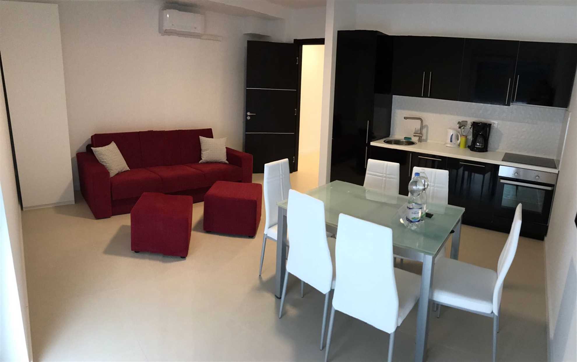 Economy Basement Apartment for 6