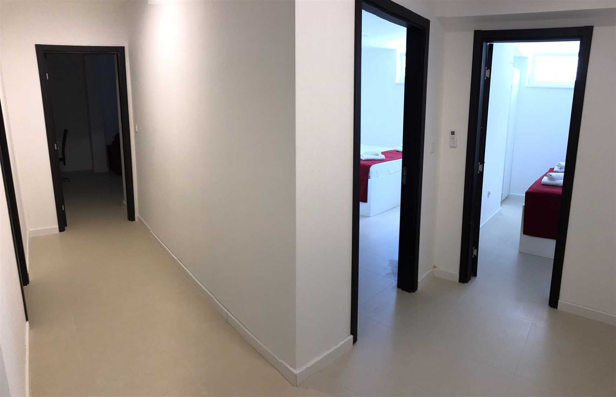 Economy Basement Apartment for 6
