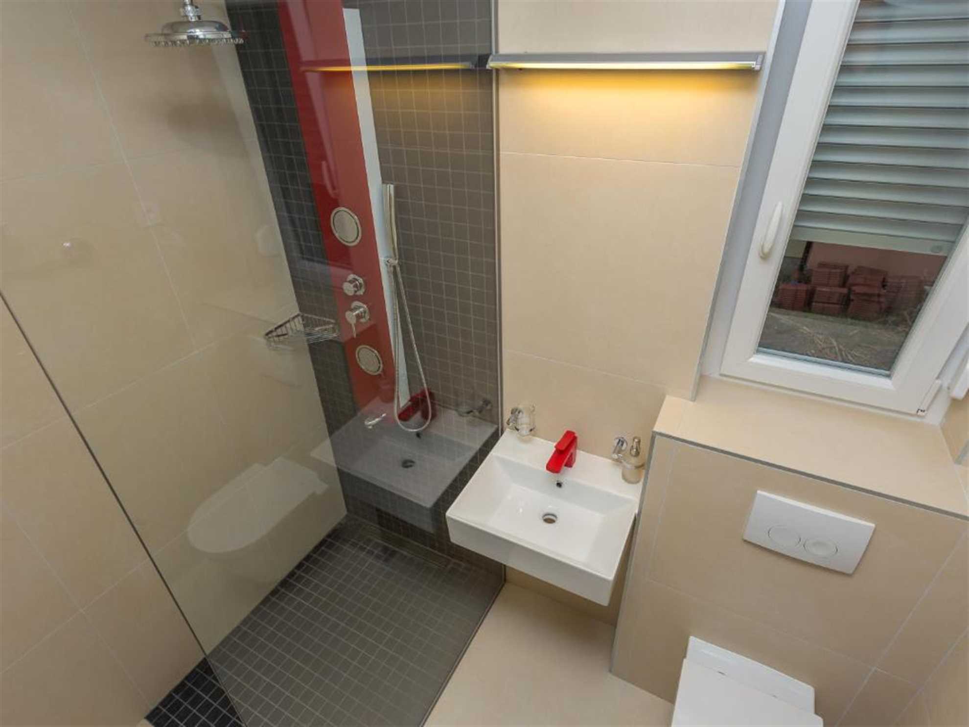 Economy  double  room