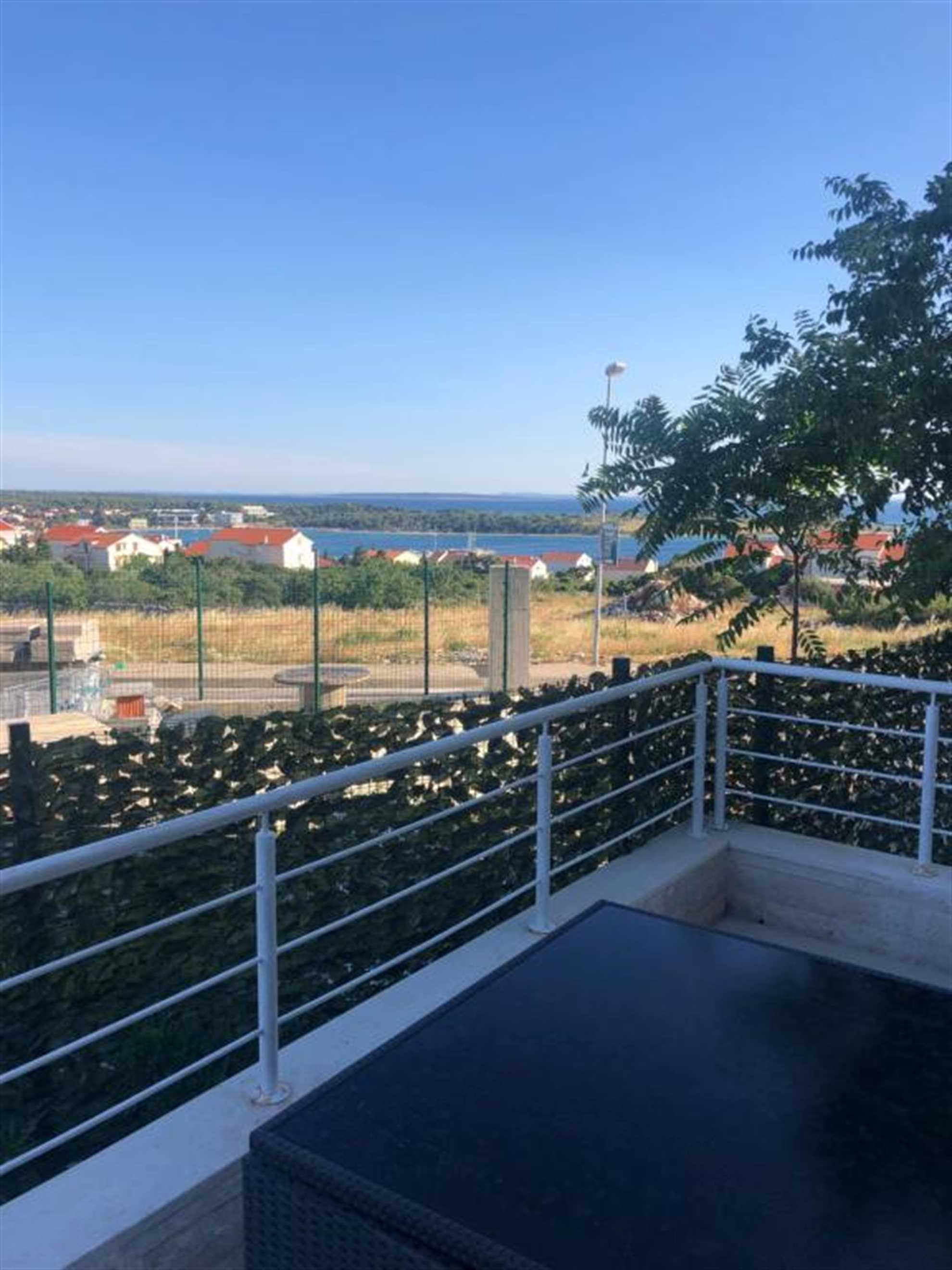 Comfort One Bedroom Apartment With Balcony