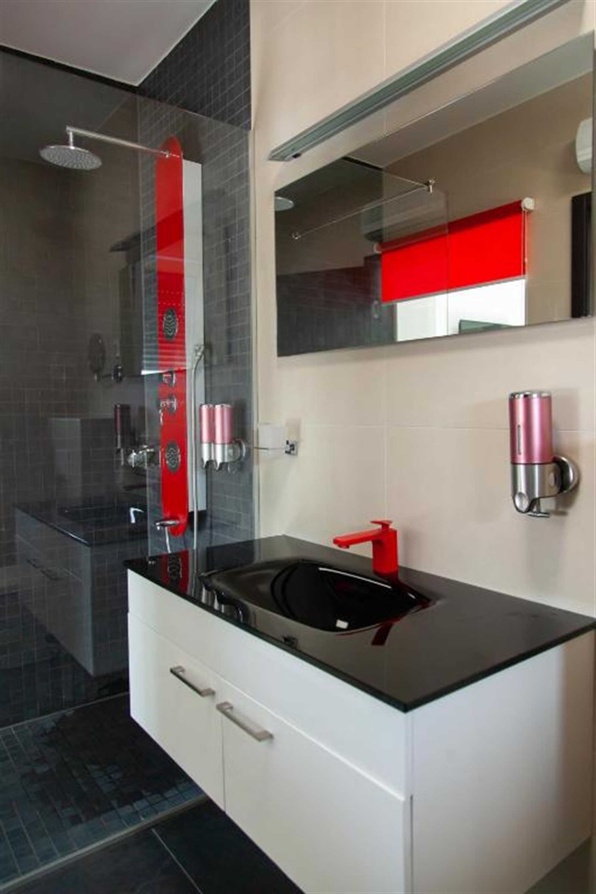 Comfort One Bedroom Apartment With Balcony