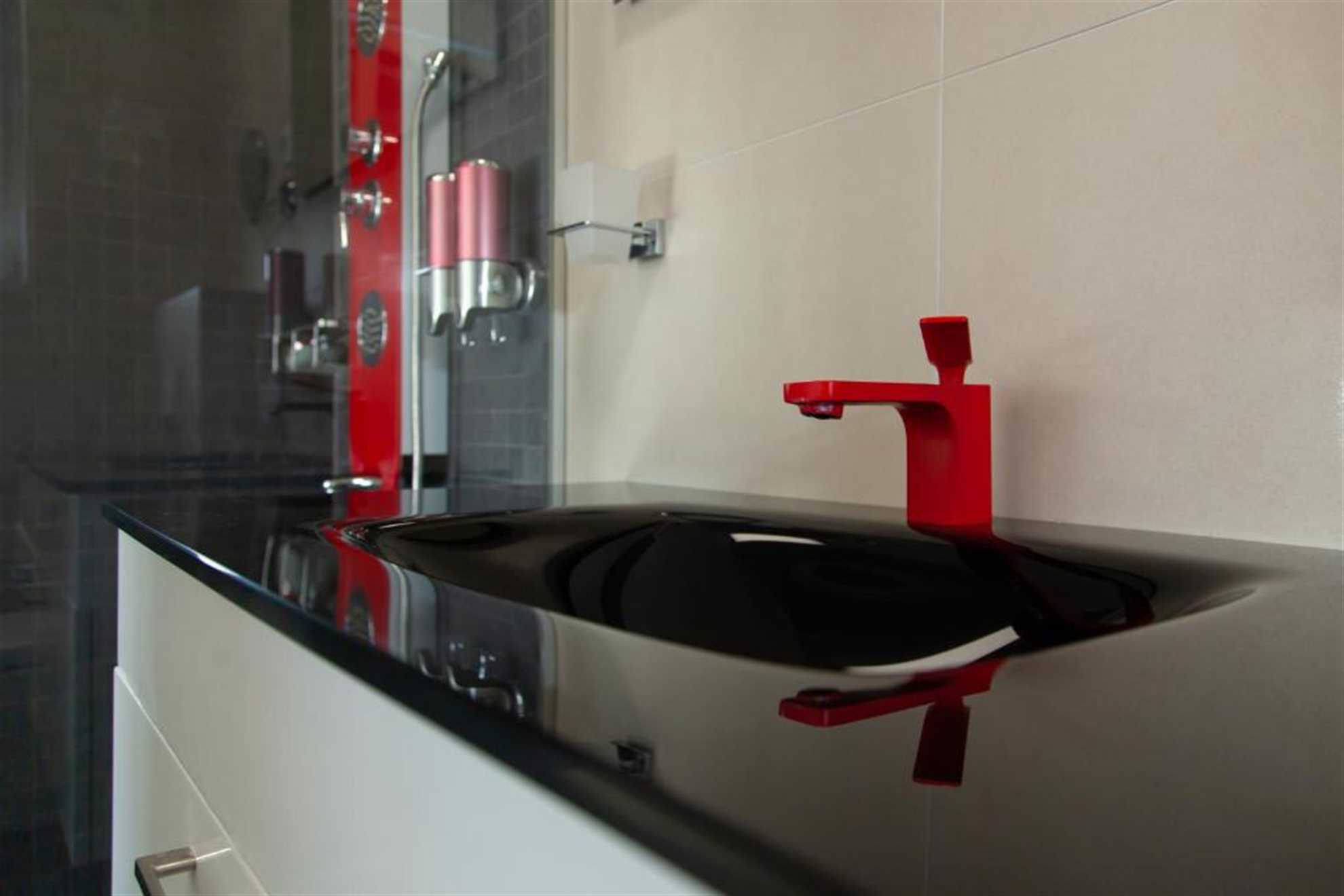 Comfort One Bedroom Apartment With Balcony