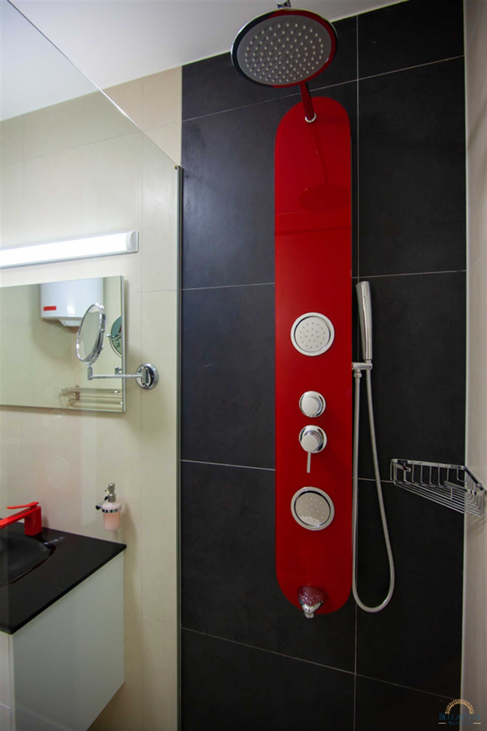 One Bedroom Apartment With Balcony