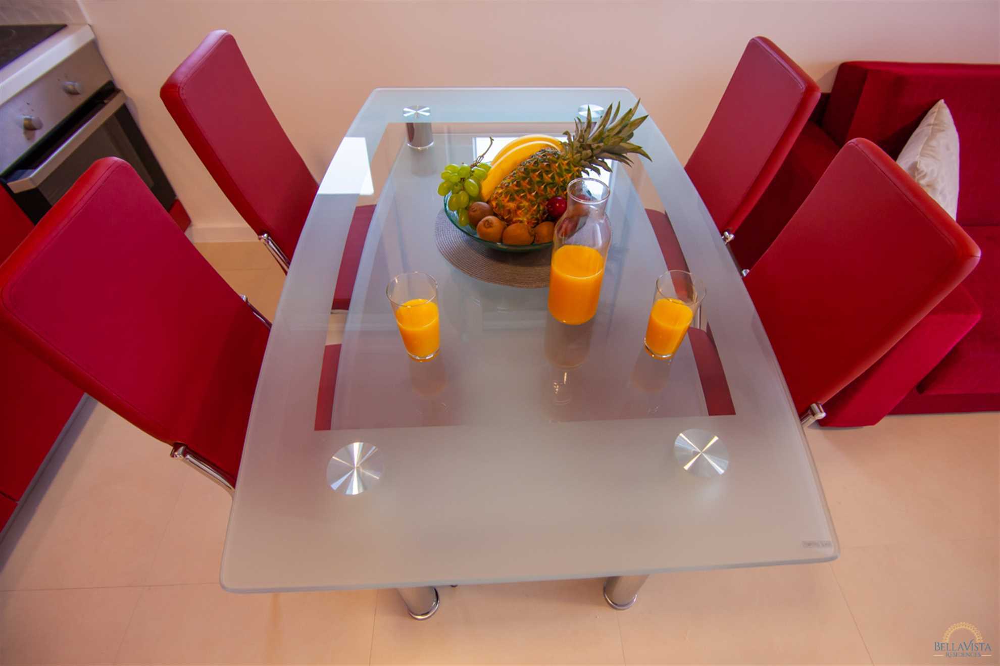 One Bedroom Apartment With Balcony