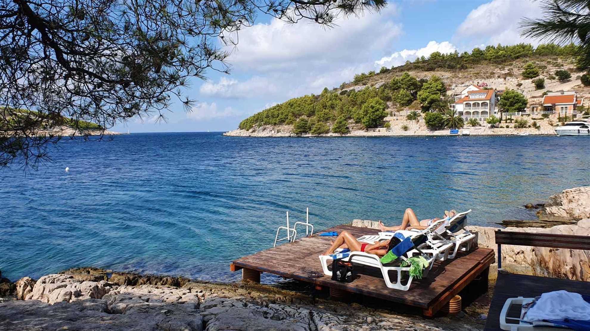 SUNSET VILLA HVAR Penthouse Apartment PURPLE LOFT