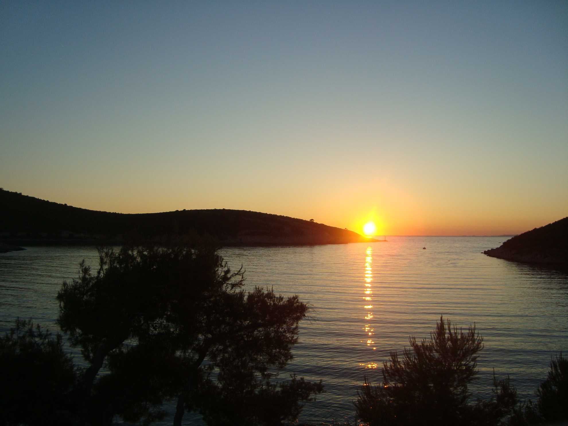 SUNSET VILLA HVAR Penthouse Apartment PURPLE LOFT
