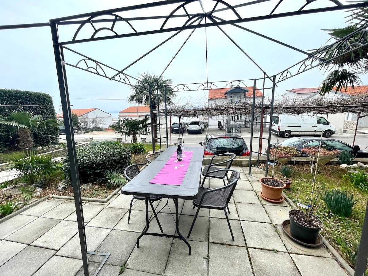 Alenka i Kristijan · Apartman Kiki 1