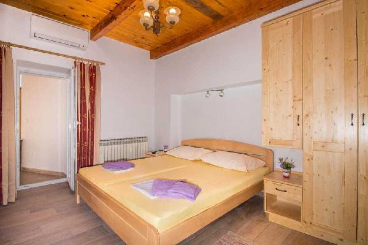 Apartment Sara 1