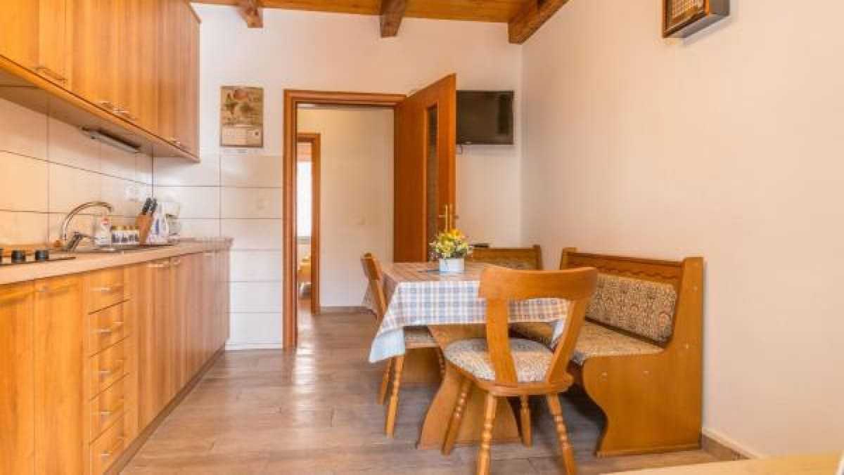 Apartment Sara 1