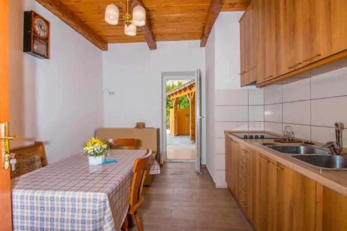 Apartment Sara 1