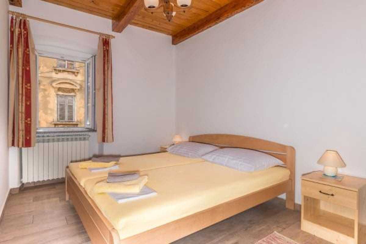 Apartment Sara 1