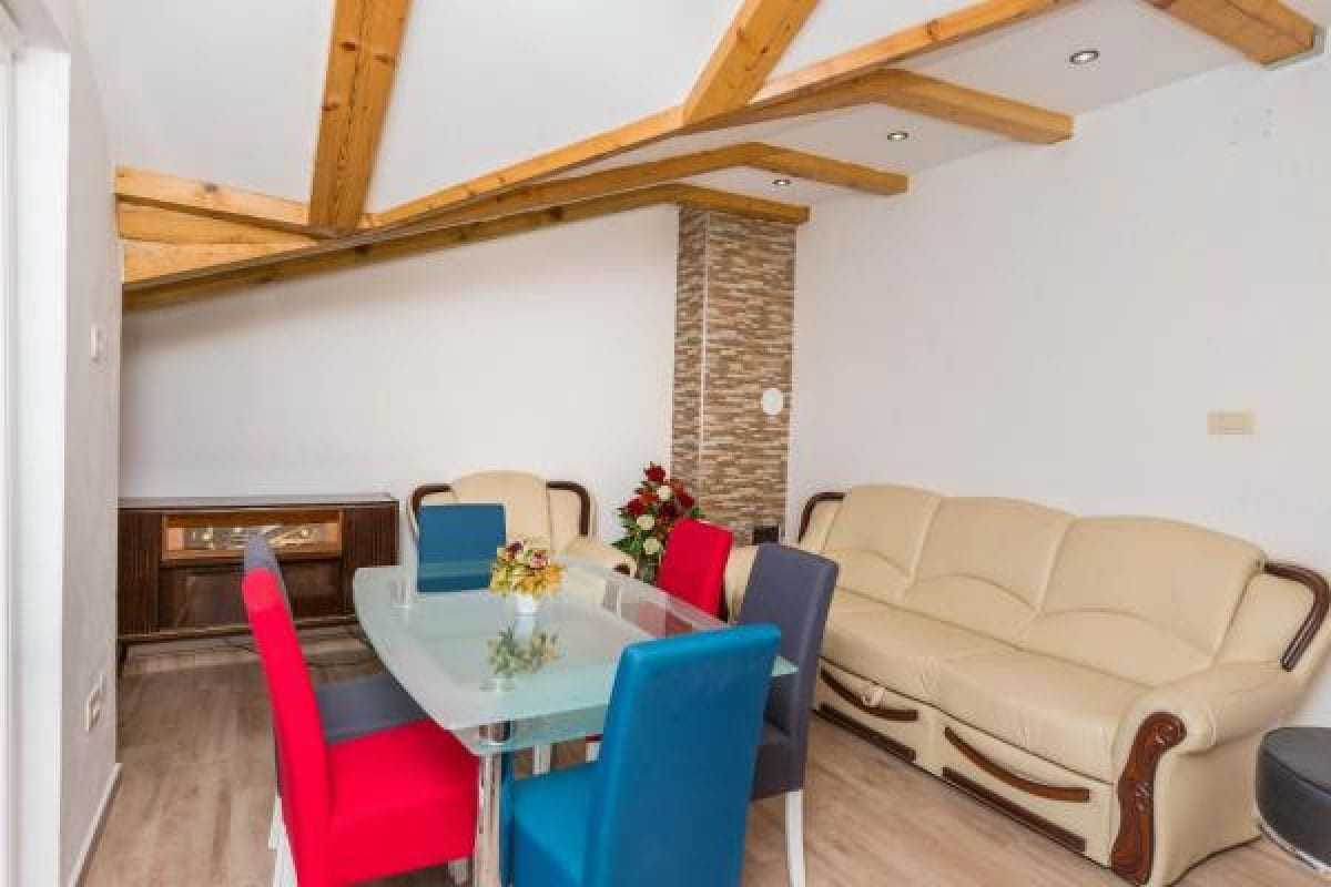 Apartman Sara 2