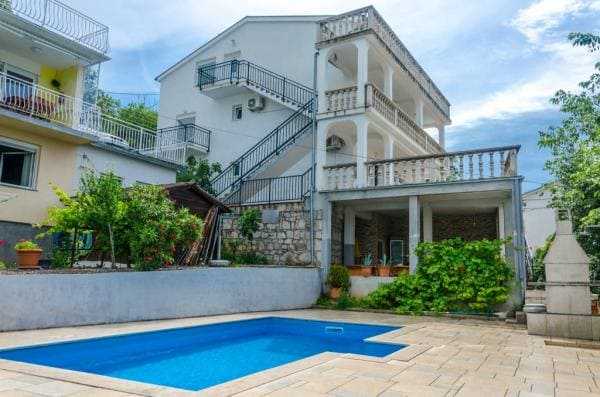 Apartman Glupi