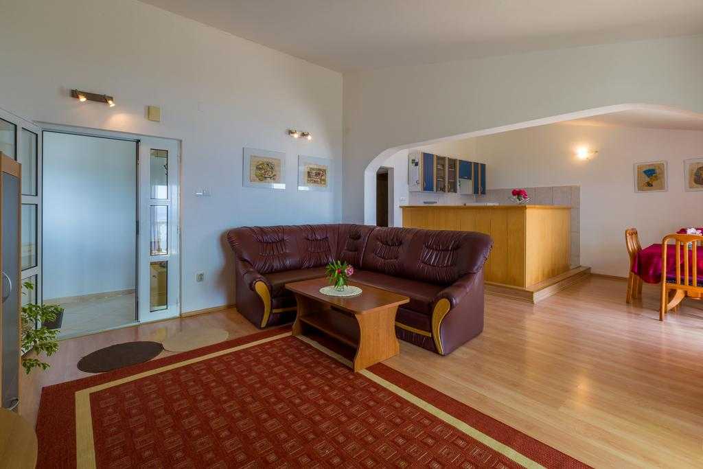 Apartman Glupi