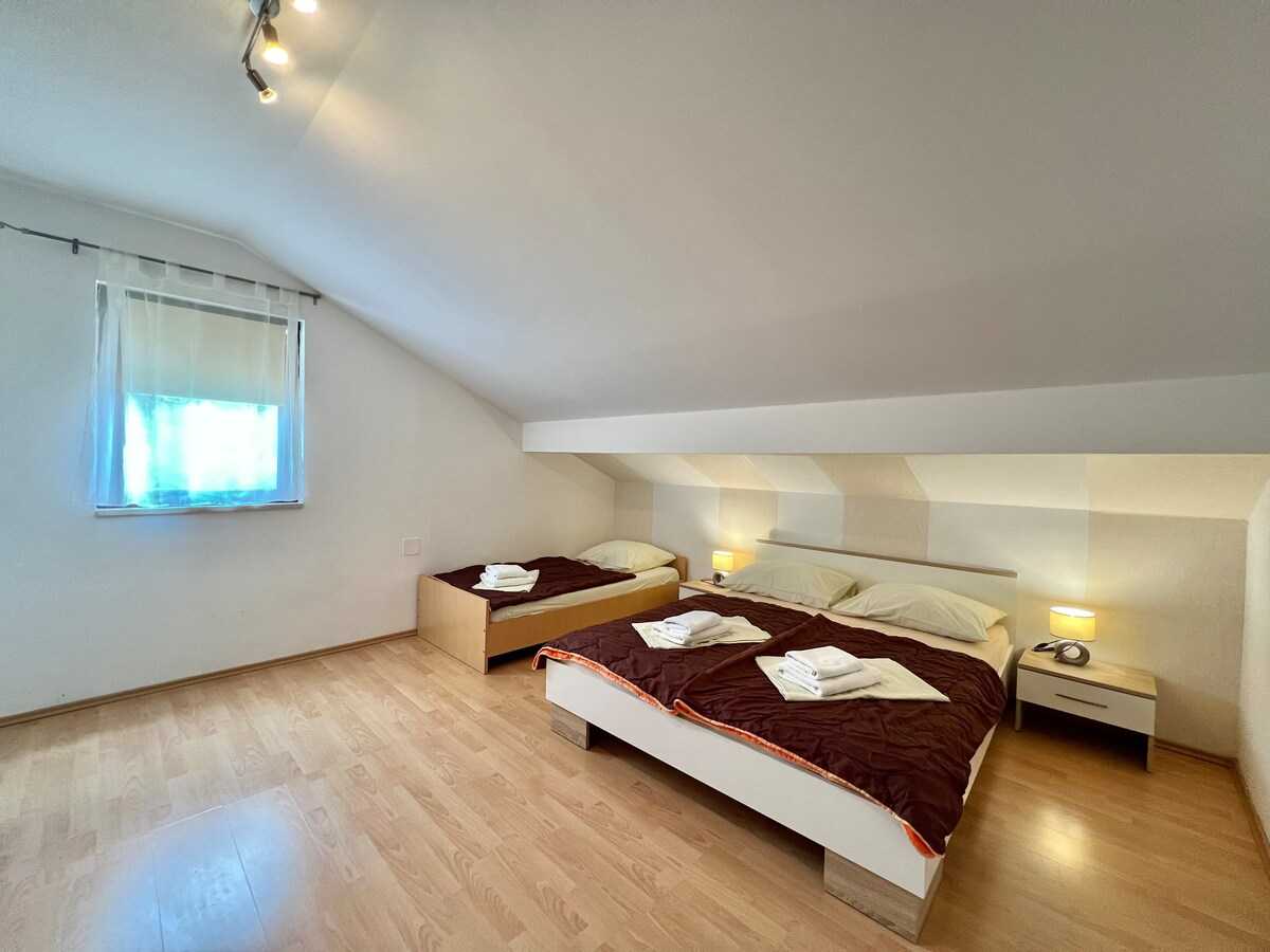 Apartman sa bazenom Milly