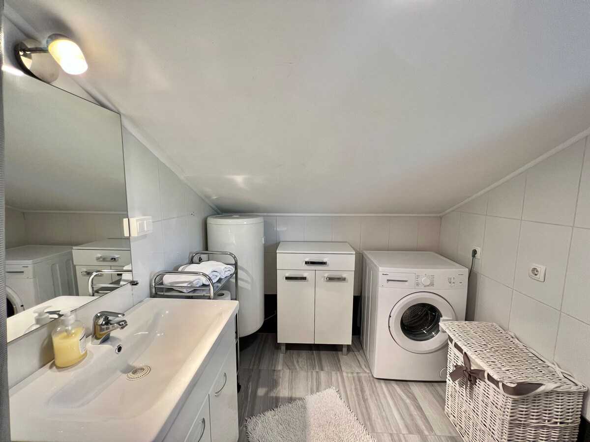 Apartman sa bazenom Milly