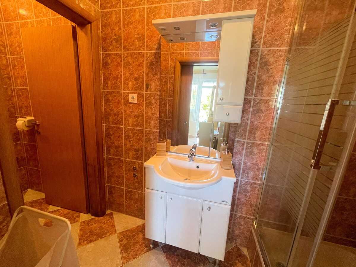 Apartment Combaj 3