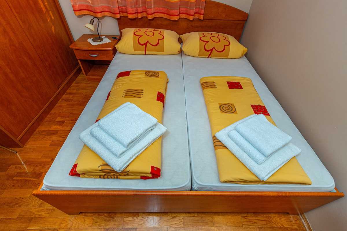 Apartment Mira