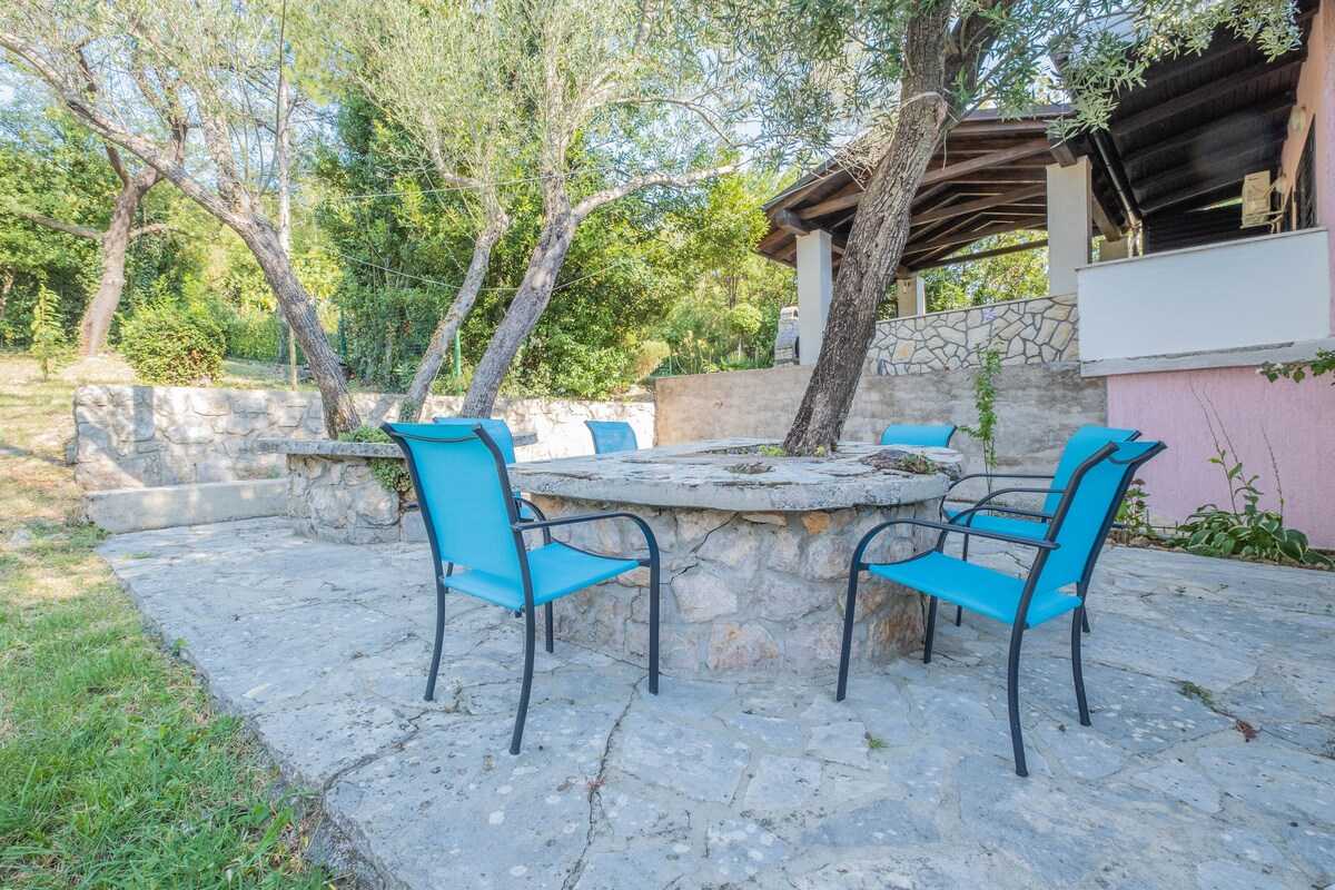 Studio-Apartment Villa Mila