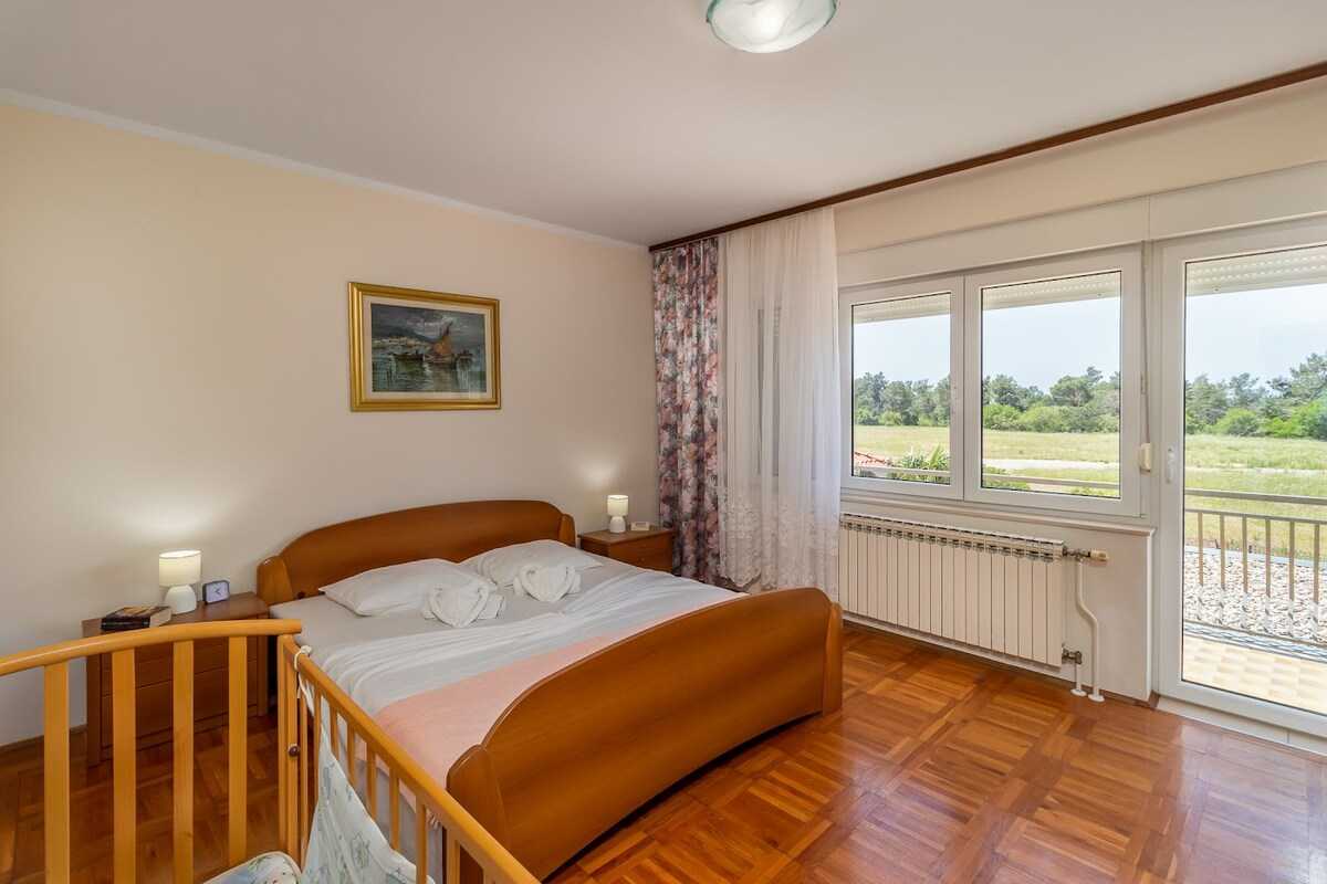 Holiday home Mary