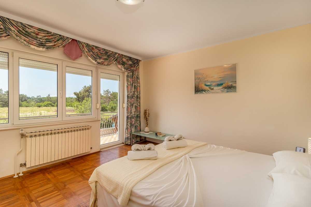 Holiday home Mary