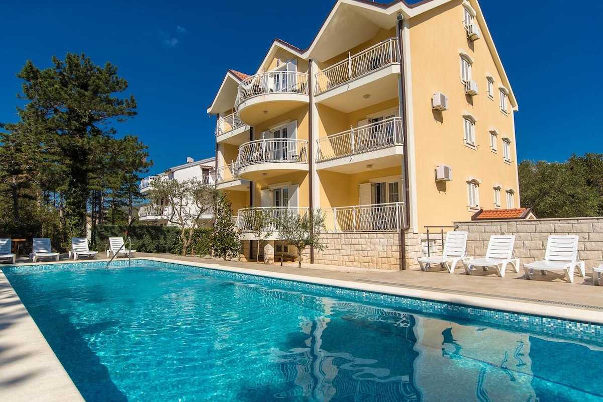 Vila Ljiljana 6
