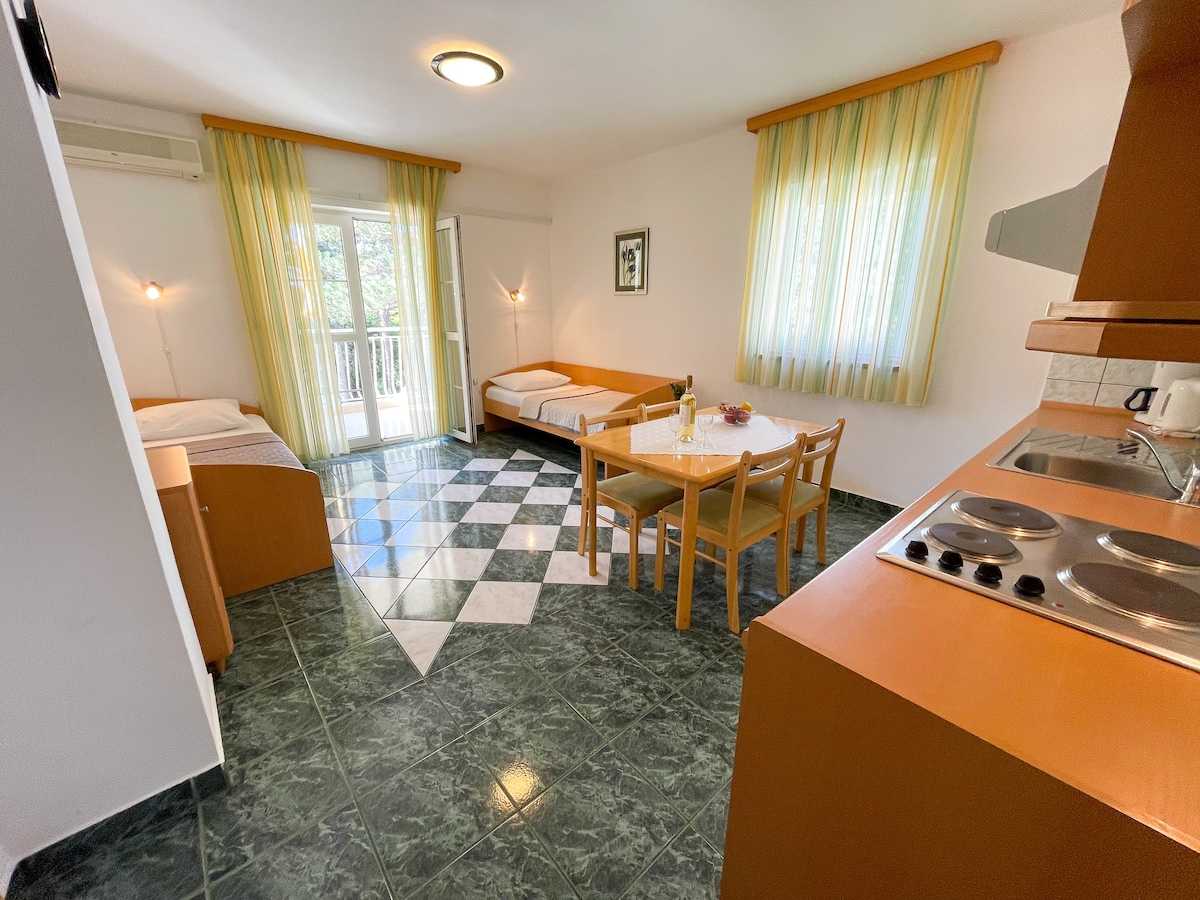 Vila Ljiljana 6