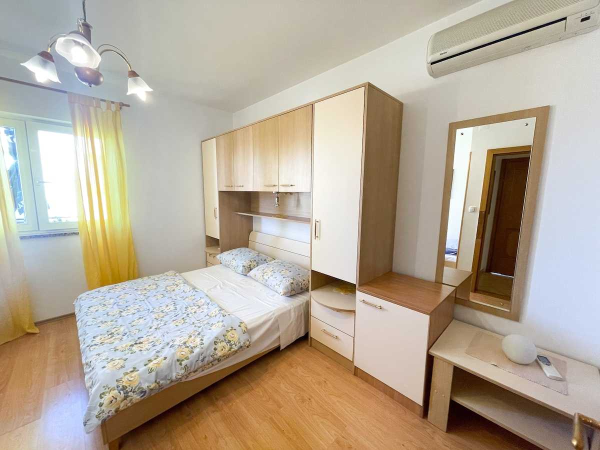 Apartment Kira 3