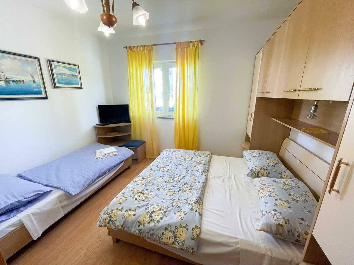 Apartment Kira 3