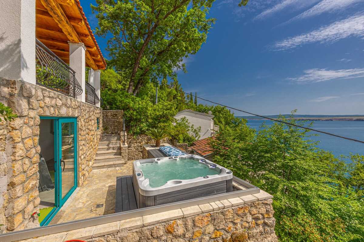 Vila Cikas Palmhouse