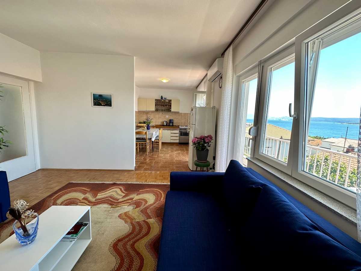 Apartment Mona 1