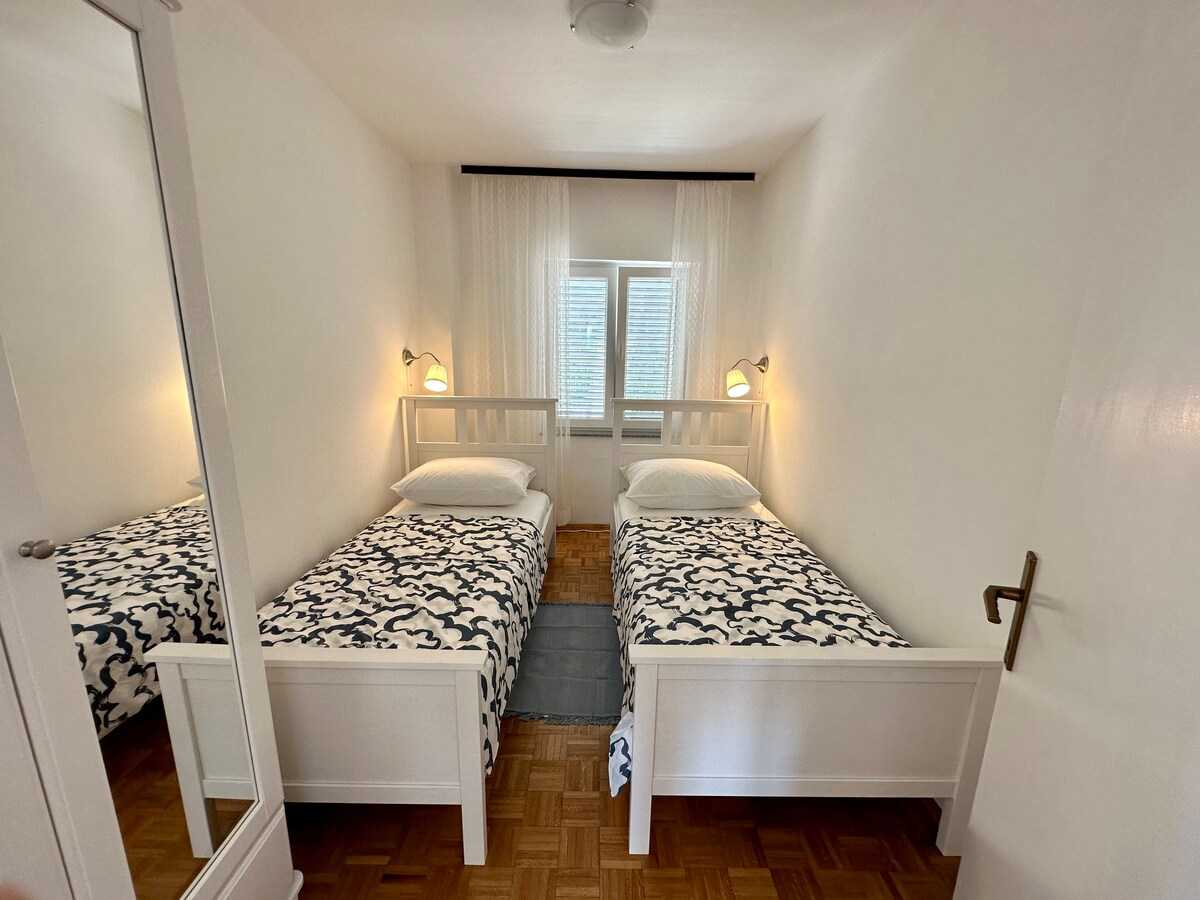 Apartment Mona 1