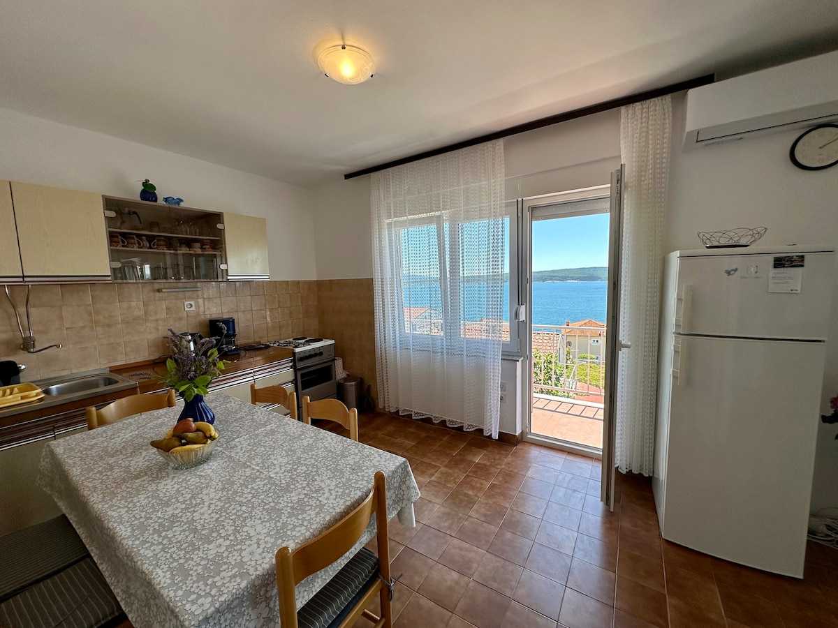 Apartment Mona 1
