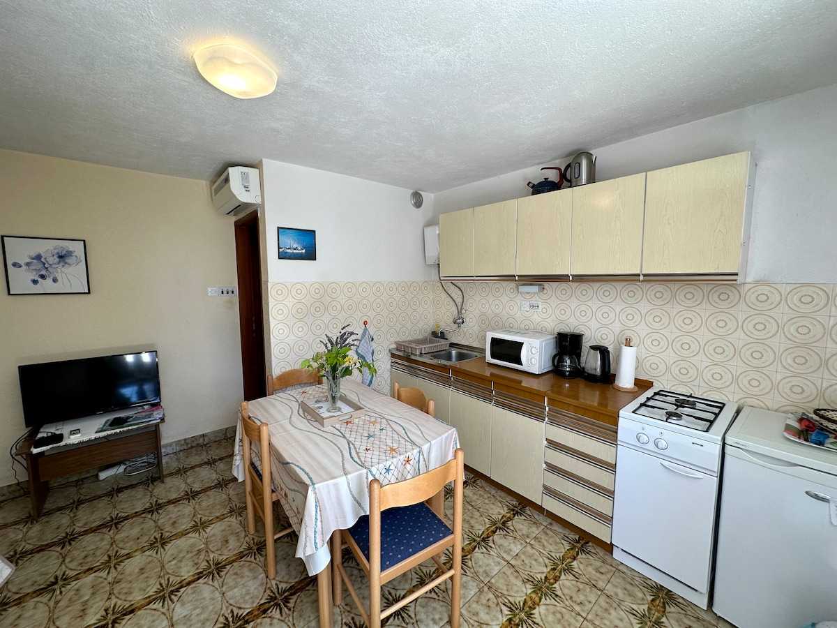 Apartman Mona 2