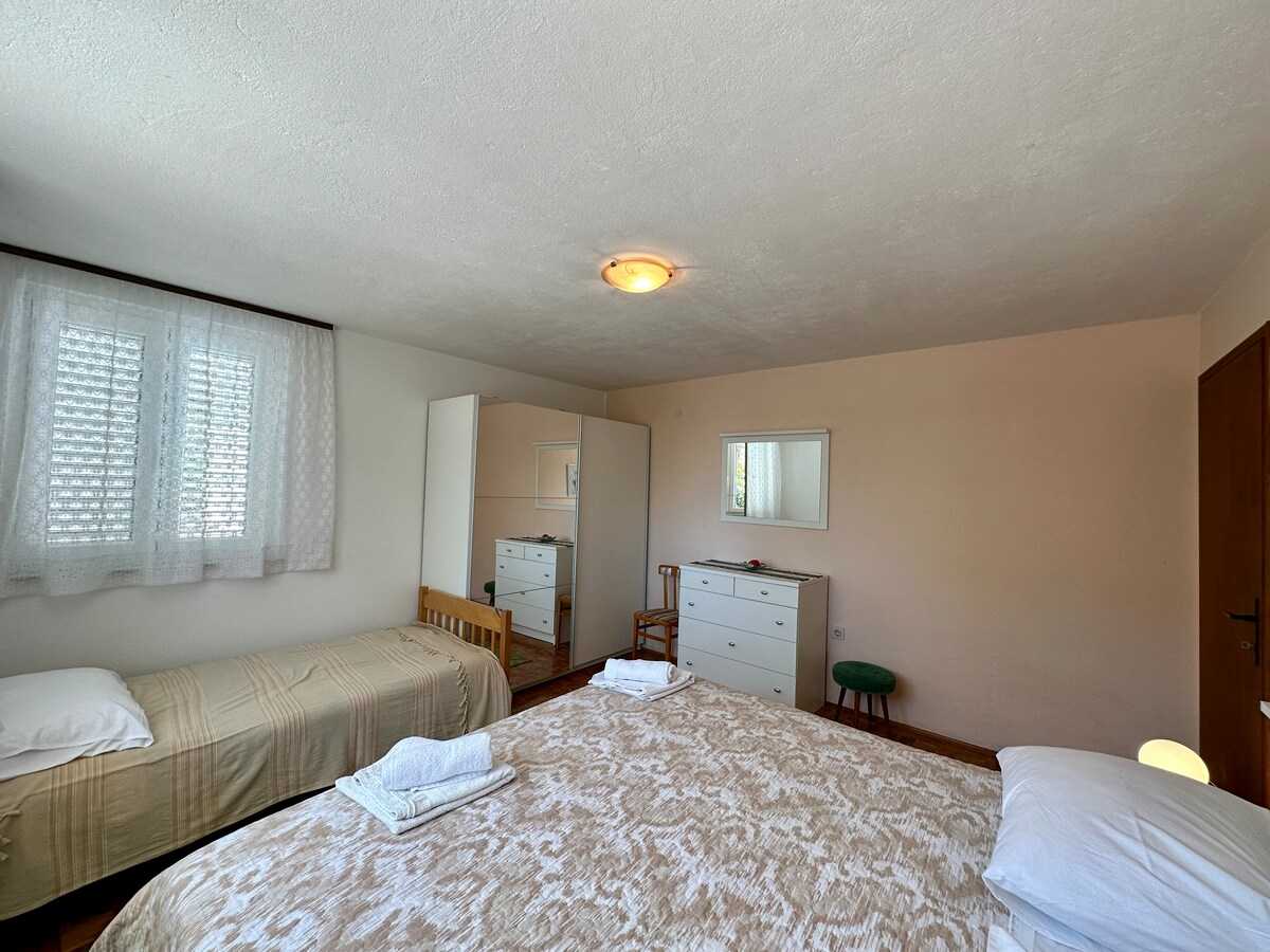 Apartman Mona 2