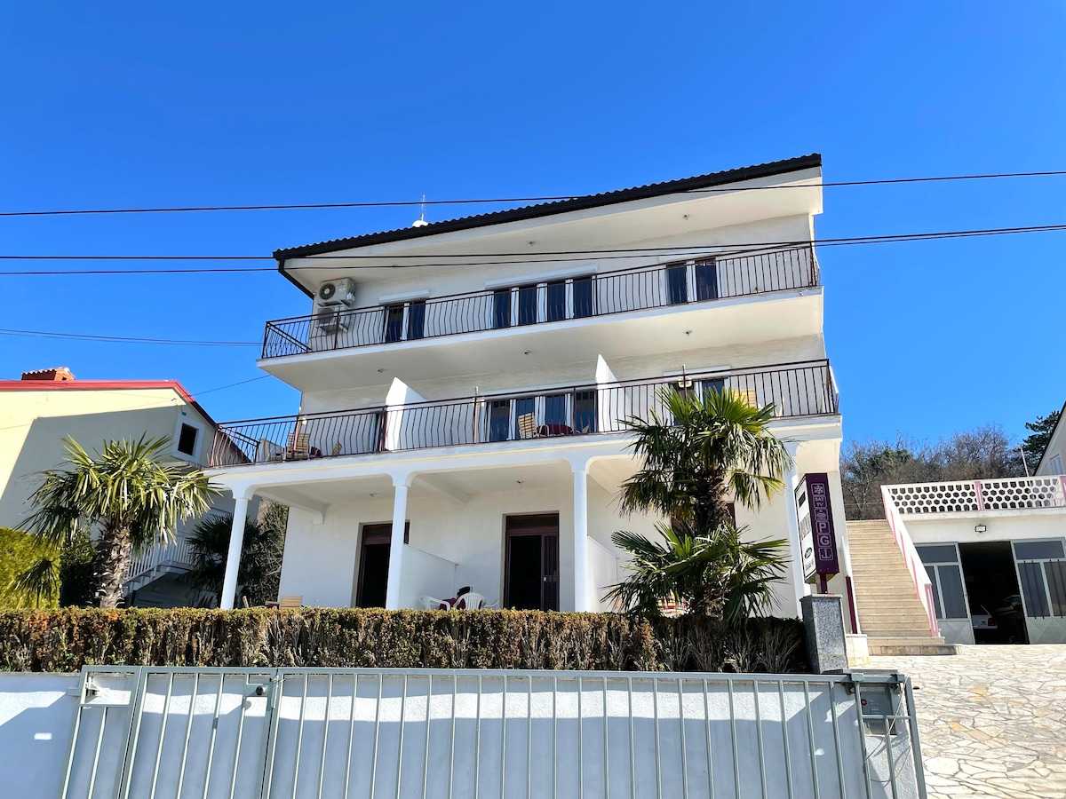 Apartman Luky 1
